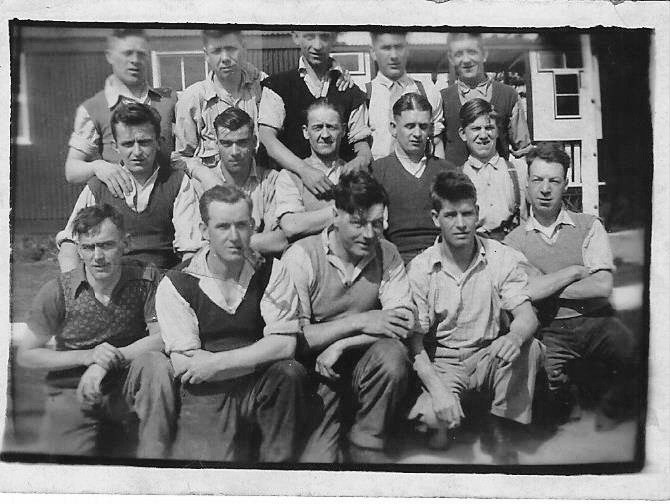 Mill workers c1948